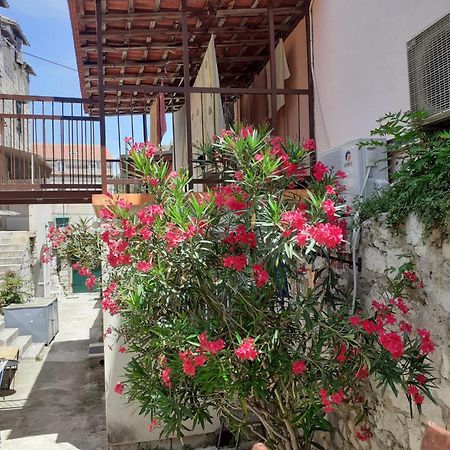 Oleander Apartments Сплит Экстерьер фото